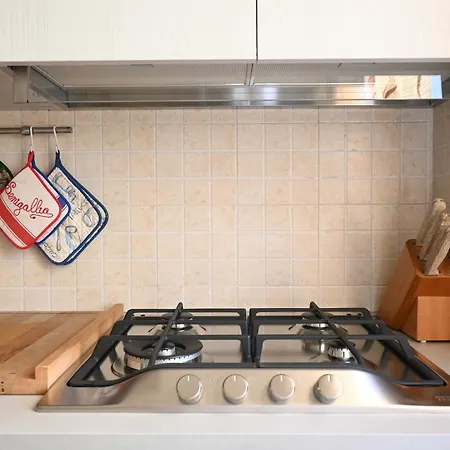 Se027 Senigallia, Ampio Quadrilocale Con Terrazzo *